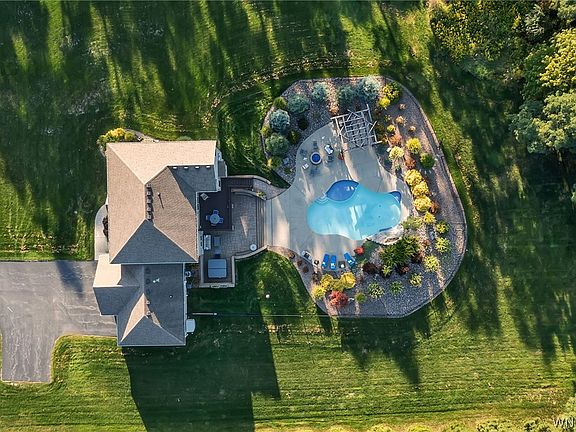 2nd image of 7770 Ellicott Rd