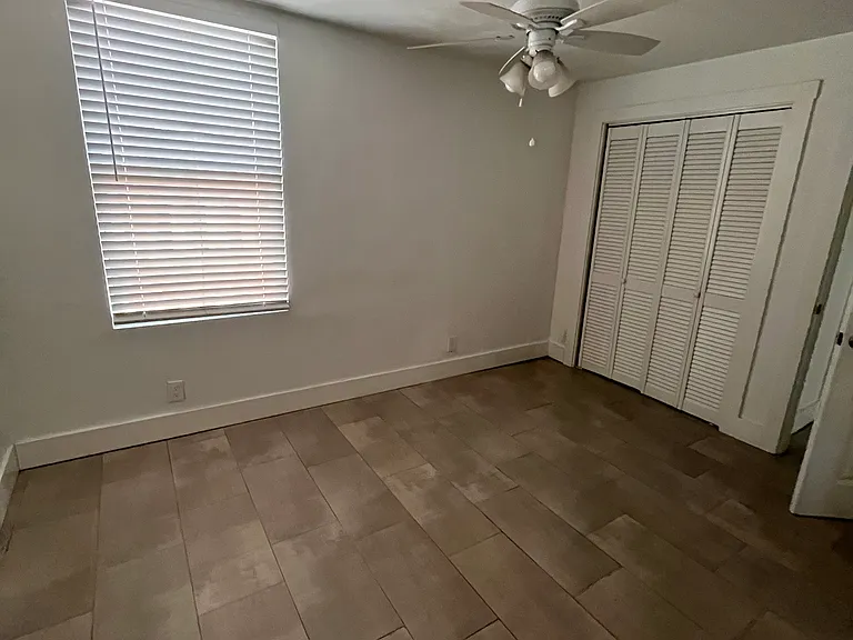 216 S Edison Ave — Photo 14