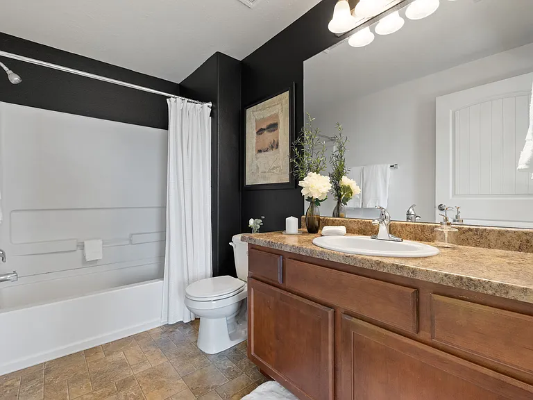114 W Spring Hill Way #114 — Photo 16