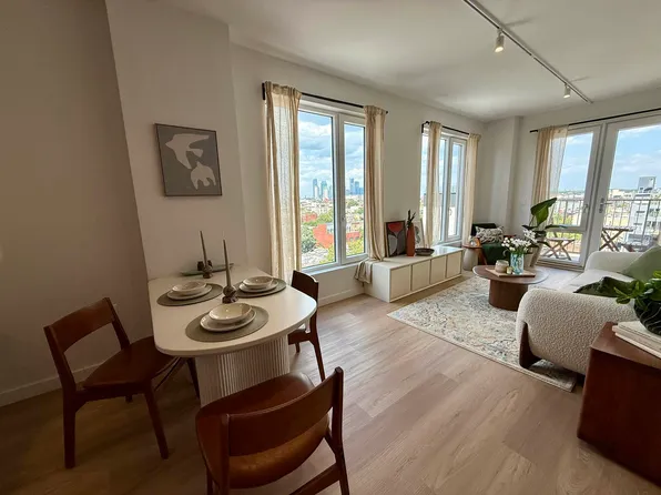 1037 President Street image 1 of 11