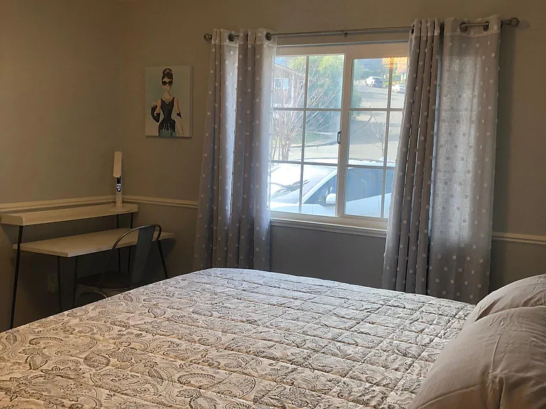 3310 Stratford Ave — Photo 18