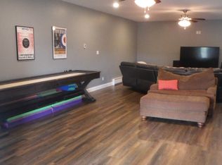 735 Kappes St, Indianapolis, IN 46221