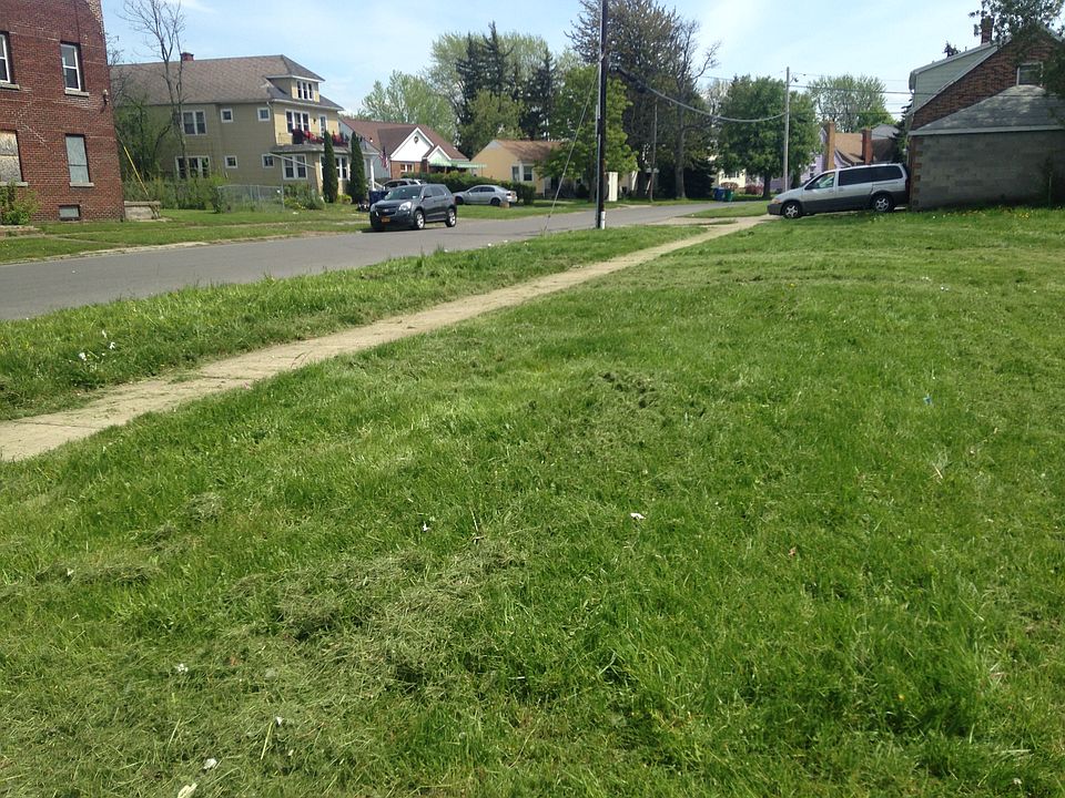 1st image of 1301 Kensington Ave