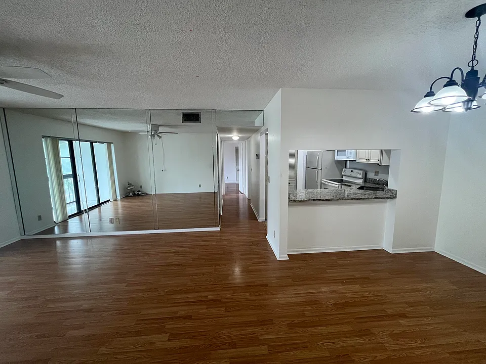 618 Sea Pine Way #C2