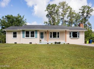 208 Forest View Dr, Havelock, NC 28532