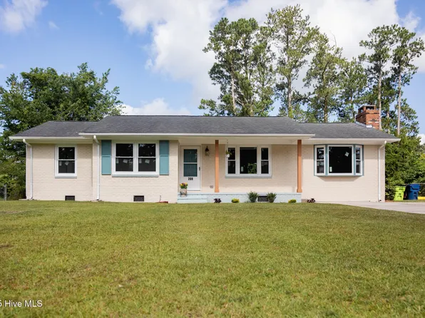 208 Forest View Drive, Havelock, NC 28532