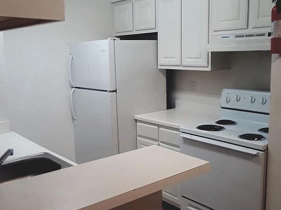 2nd image of 13480 S Thorntree Dr APT 804