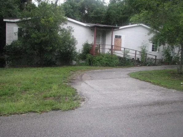 12121 Lantana Ave, New Port Richey, FL 34654