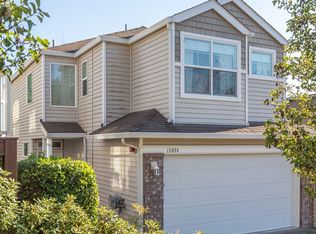 15924 SW Peachtree Dr, Tigard, OR 97224