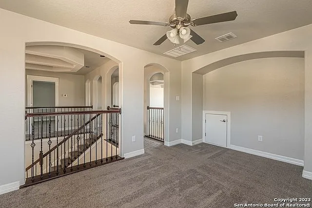 7523 Hays Hl — Photo 45