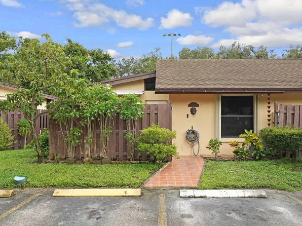 145 Essex Road #1-30, Hollywood, FL 33024