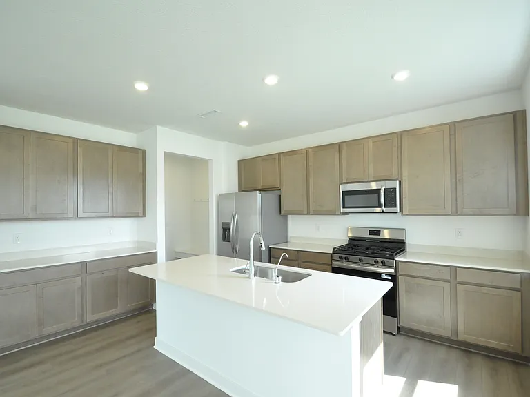 8578 Georgina St — Photo 10