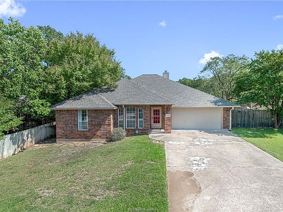 3rd image of 2708 Bayberry Ct