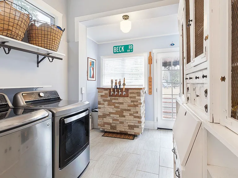 1179 Monroe Dr NE — Photo 12