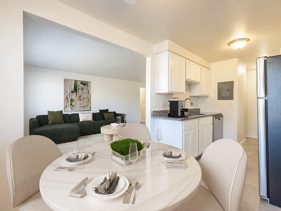 East Ridge Manor Apartment Homes