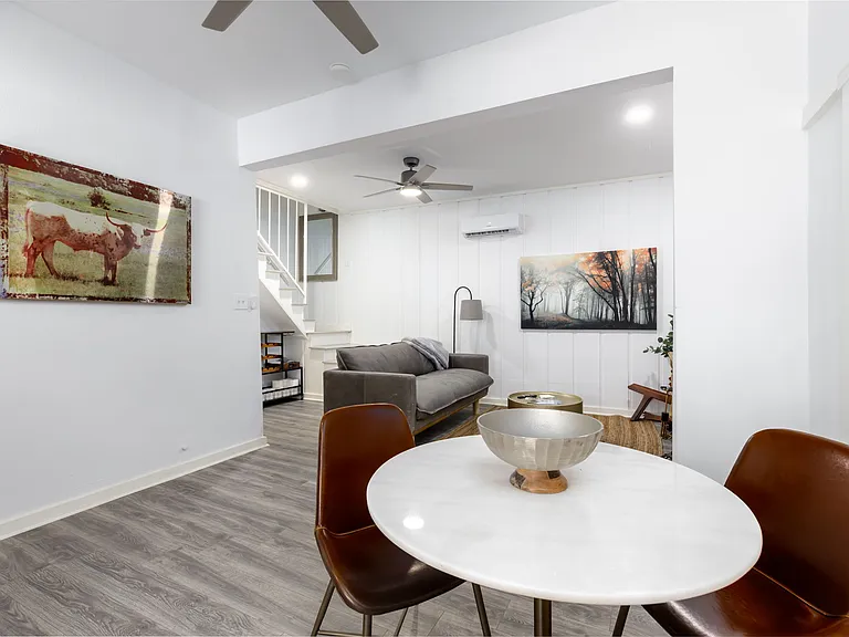 110 E Craig Pl #3 — Photo 6