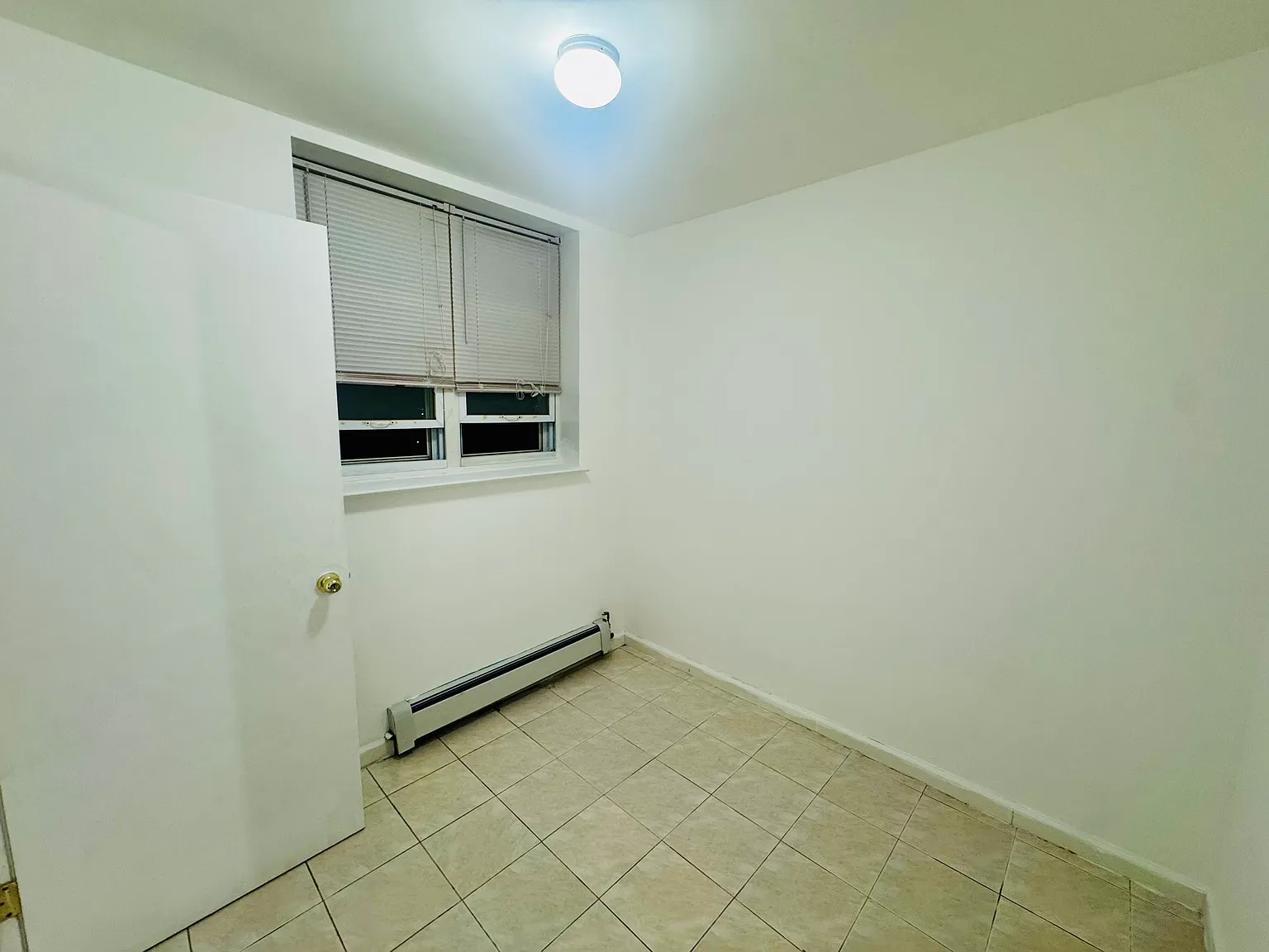41 Bay 14th St — Photo 3