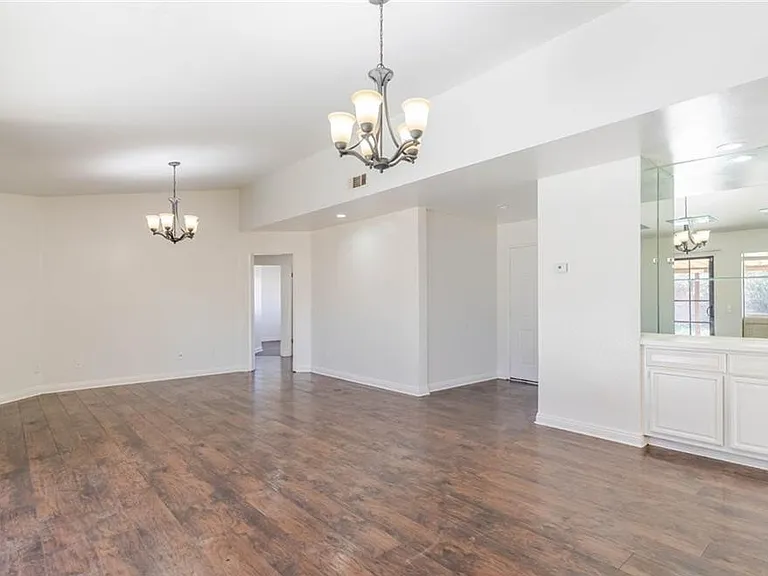 4906 Pacifica Ave #1 — Photo 3