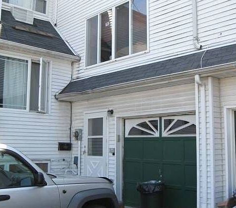 1st image of 202 Vermont Ave