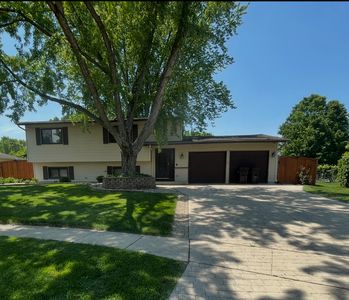 969 Camelot Pl, Crystal Lake, IL, 60014