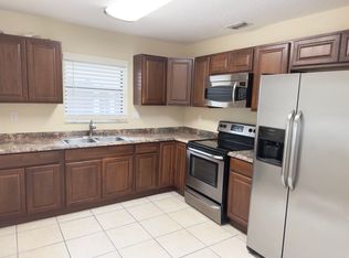 113 Sunrise Ave APT 1, Lantana, FL 33462