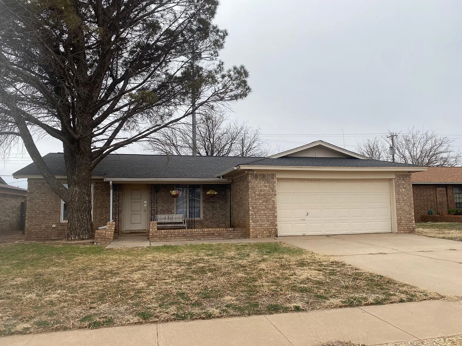 3 bed, 1430 sqft, $1,500 — Photo 1