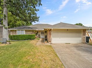 5807 Honey Locust Trl, Arlington, TX 76017