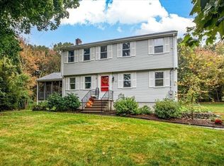 11 Spruce Rd, Medway, MA 02053
