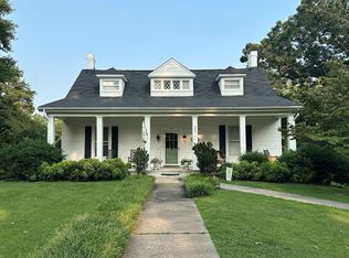 343 S Main St, Chatham, VA 24531