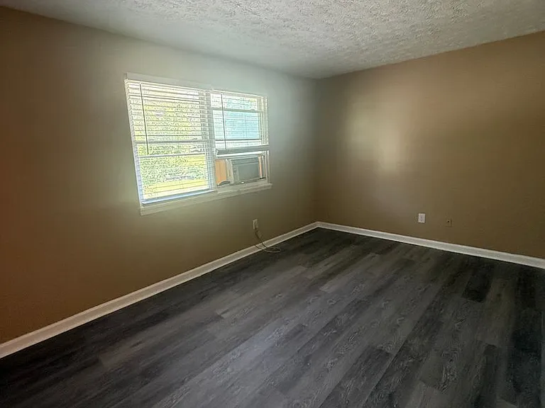 6631 Gracely Dr — Photo 6
