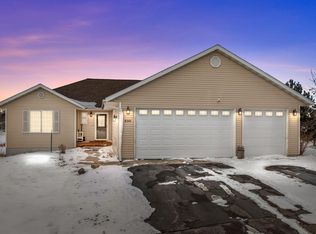 830 6th St NW, Maple Lake, MN 55358