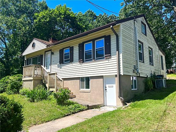 2nd image of 140 Park Terrace Ave