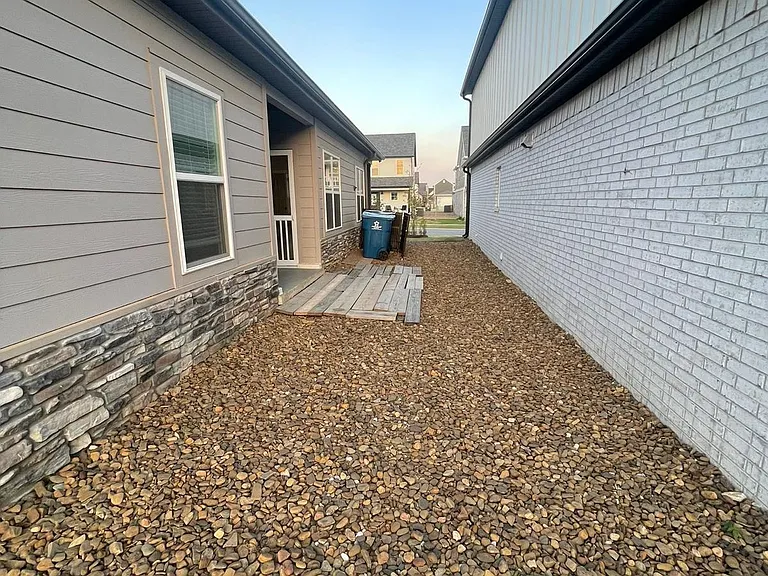 2310 SW Poppy St — Photo 19