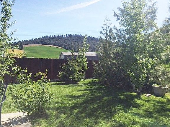 4th image of 1007 Grand Fir Dr