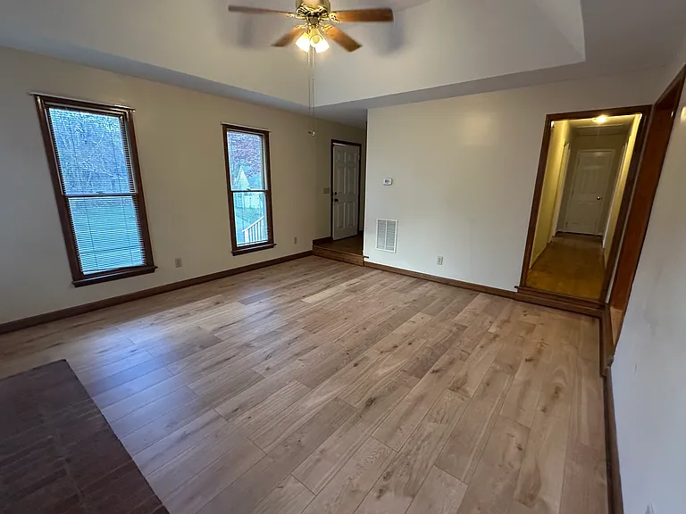 609 Whitland Rd — Photo 5
