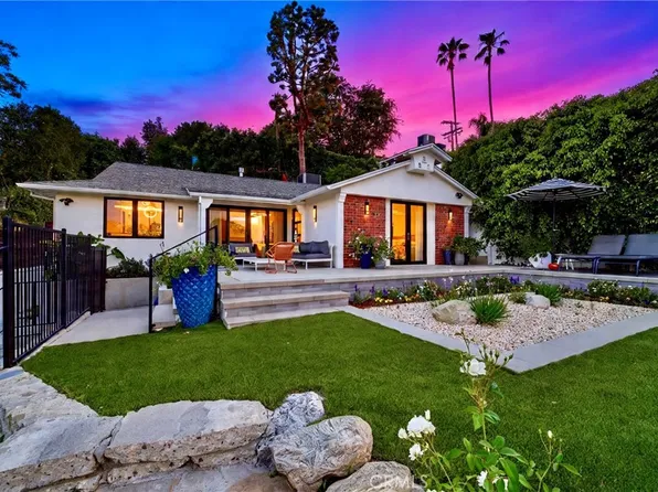 13646 Valley Vista Blvd, Sherman Oaks, CA 91423