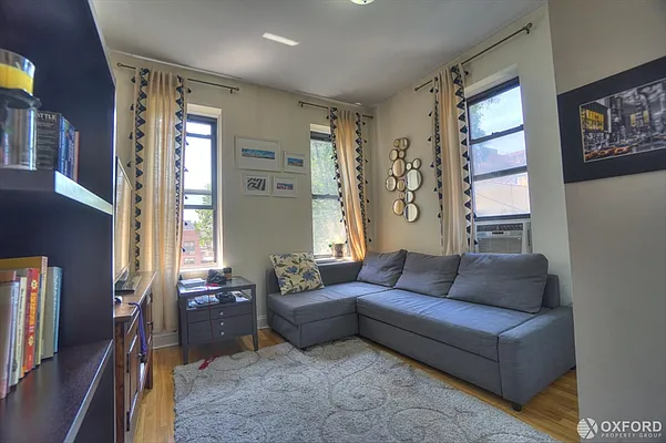 Rented by Oxford Property Group | media 31