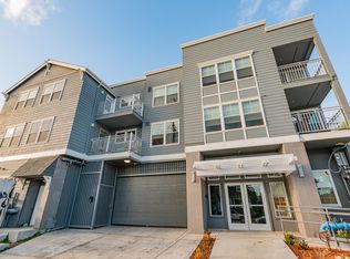 317 Lester Ave #103, Oakland, CA 94606