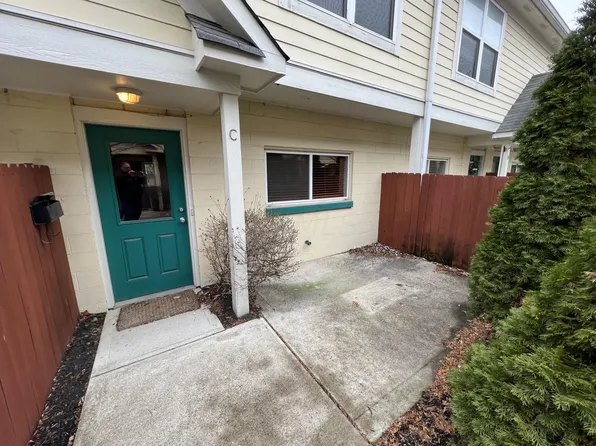1104 Perry St APT C, Columbus, OH 43201