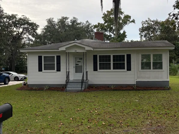 39 Cornus Dr, Savannah, GA 31406
