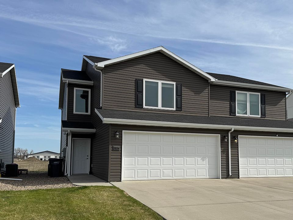 1st image of 3934 24th St SE