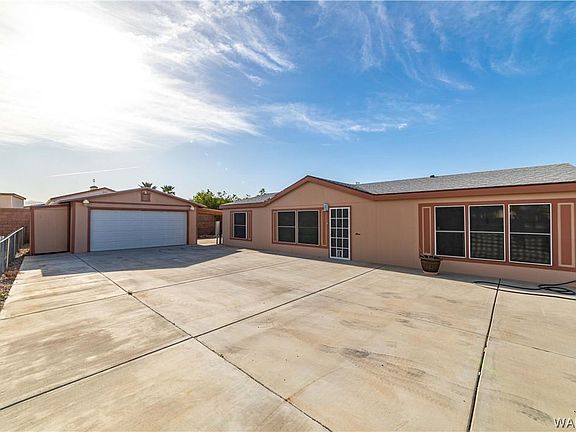 3rd image of 4342 S Amanda Ave