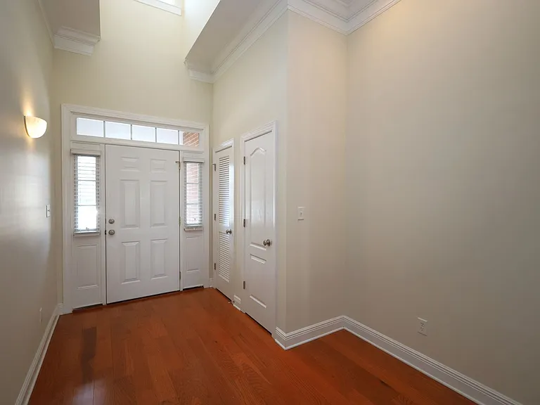 3261 Jordan Way — Photo 2