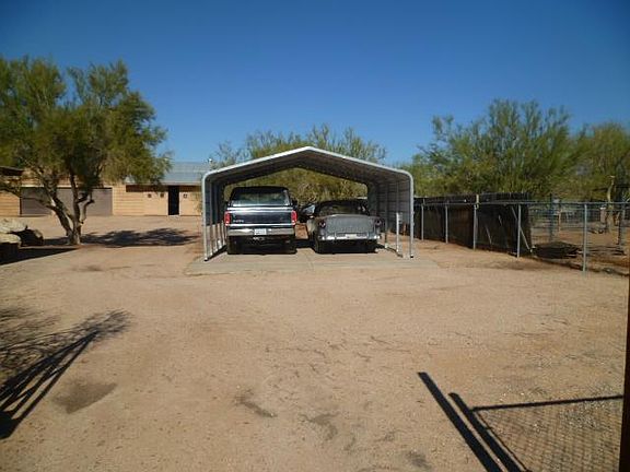 3rd image of 4034 E Ashler Hills Dr