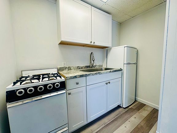 2nd image of 102 E Main St #1