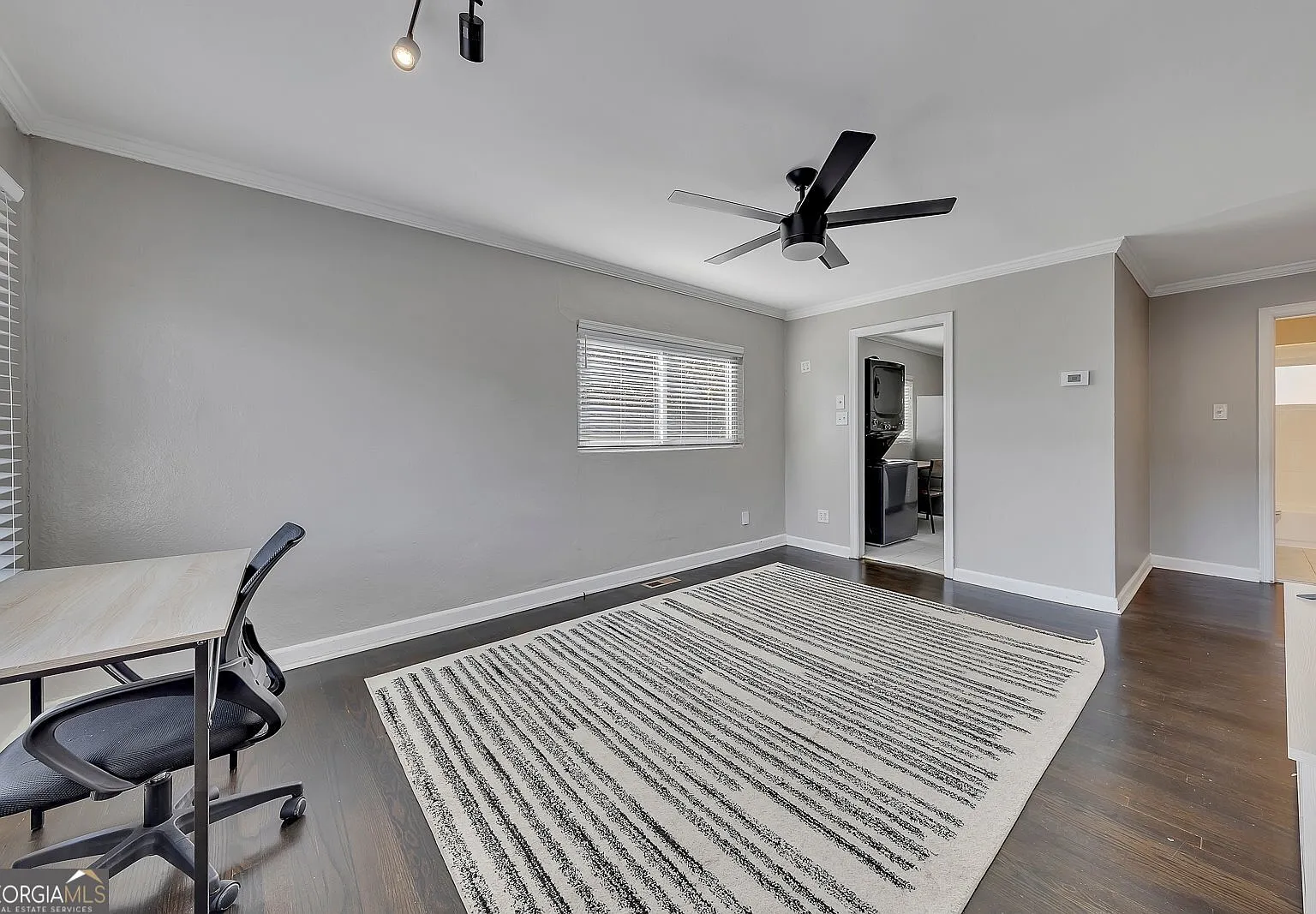 2 bed, 1.0 bath, 1740 sqft, $1,650 — Photo 4