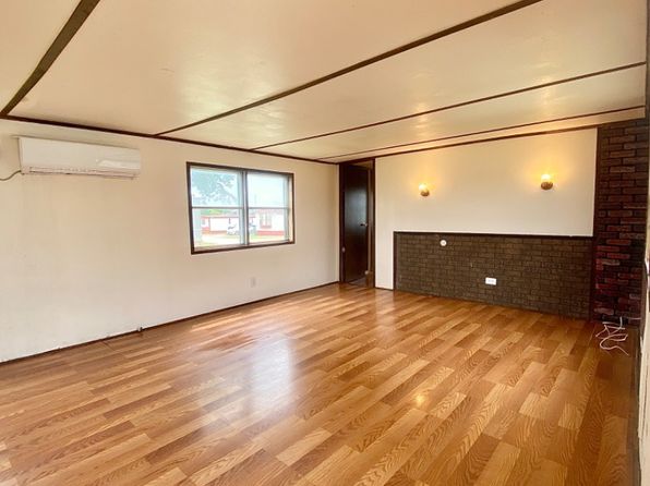406 Private Road 1610