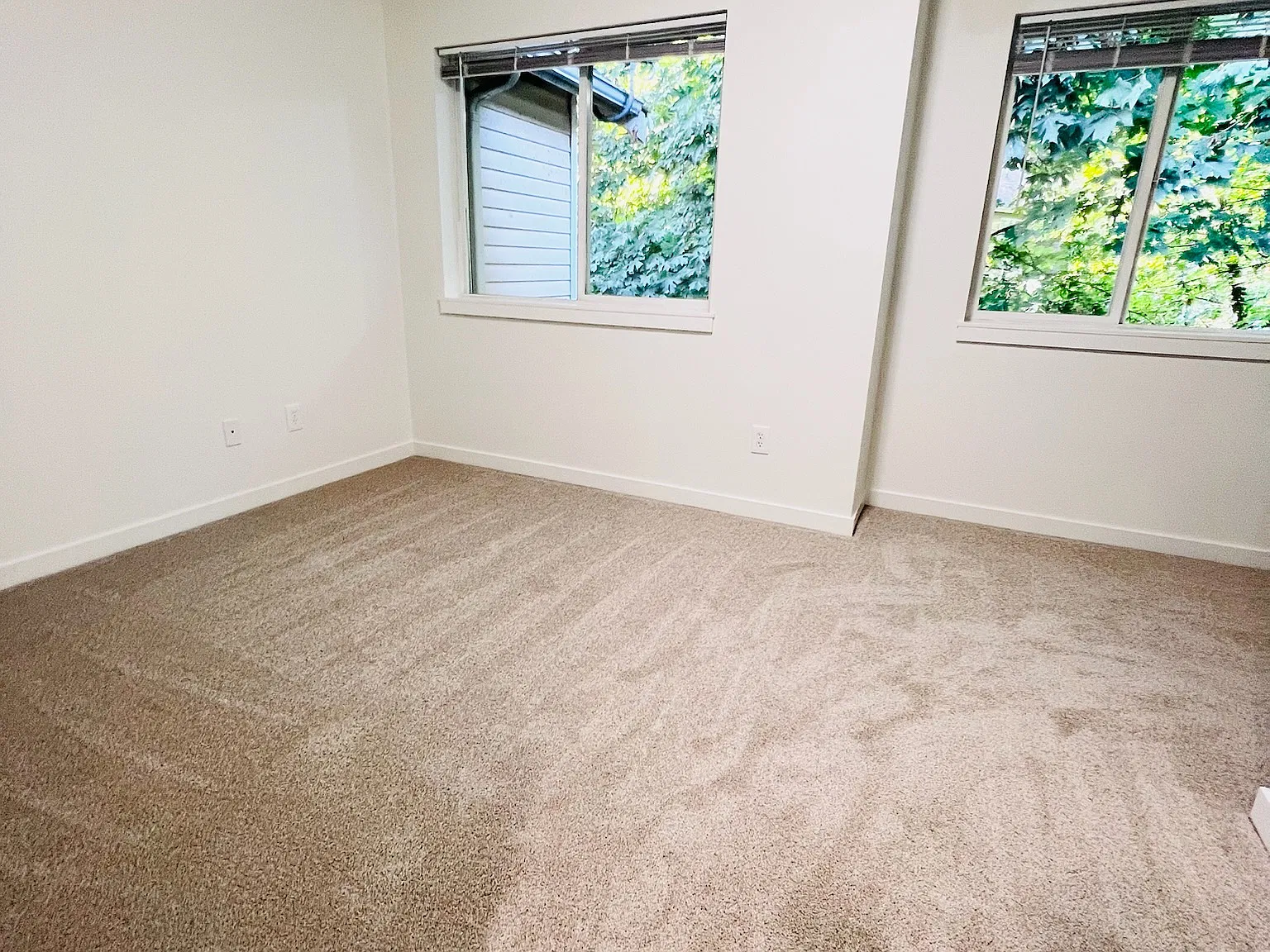 2 bed, 2.5 bath, 1609 sqft, $3,500 — Photo 4