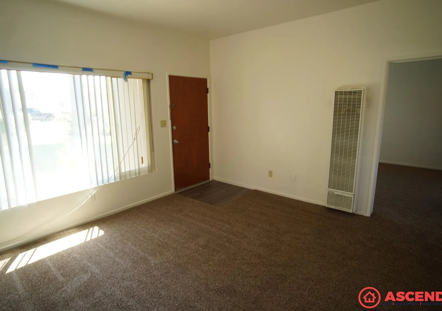 250 Goodman St — Photo 3