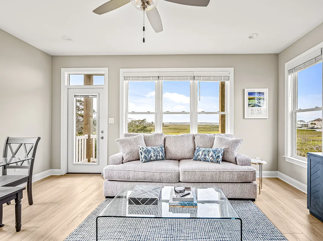 100 Salt Marsh Way - 1 — Photo 4